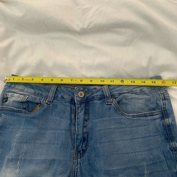 KanCan Ripped Distressed Light Wash Jeans - Size 29 - Picture 2 of 8